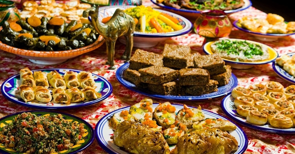 mesa-de-natal-do-arab-1418380056490_956x500